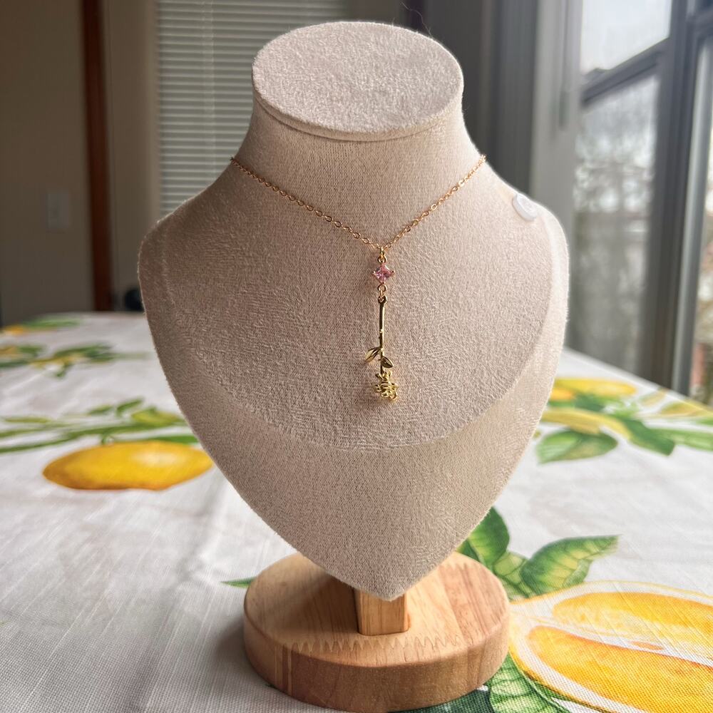 Novelty Rose Quartz Pink Glass Rose Dangle Spring Rose Casual Fun Drop Necklace